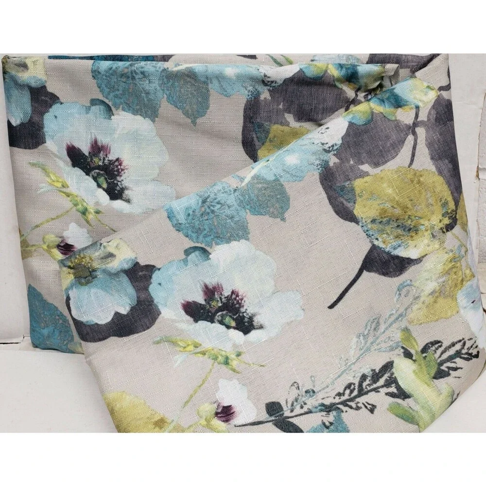1 Fabric Printed Tablecloth, 60